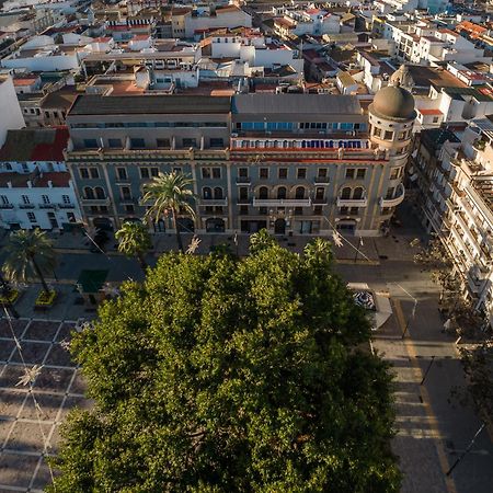 Conjunto De Apartamentos Antiguo Palacio Hotel Paris Huelva Exterior foto