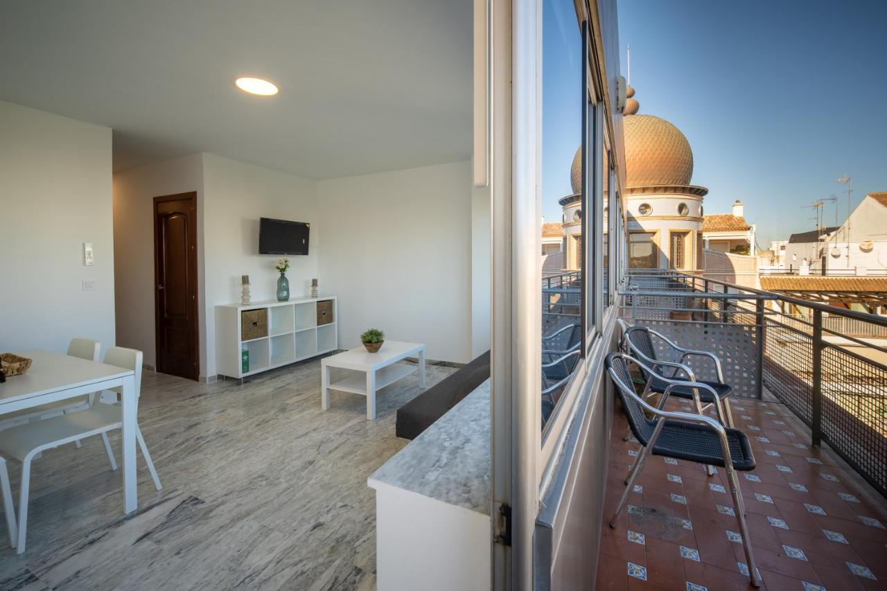 Conjunto De Apartamentos Antiguo Palacio Hotel Paris Huelva Exterior foto